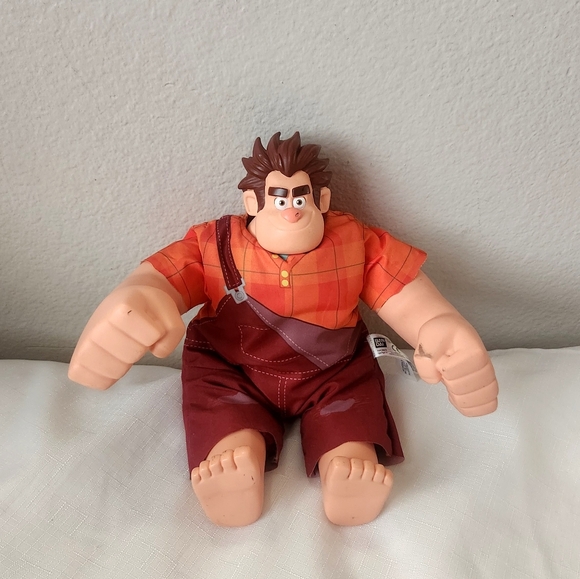Disney | Toys | Disney Wreck It Ralph 2 Talking Wrecking Ralph Figure ...